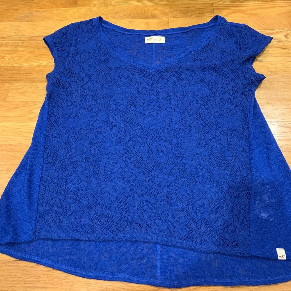 bright blue lacey blouse 💙